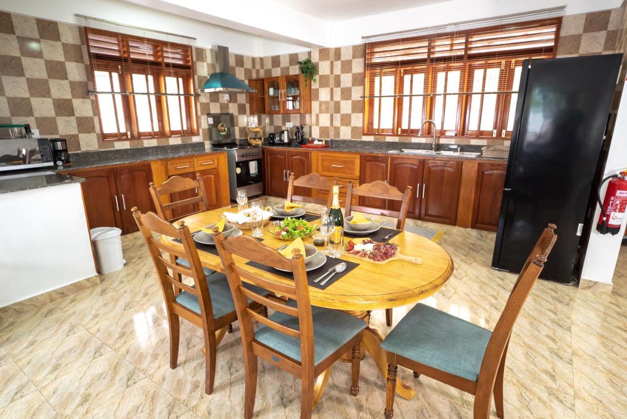 La Belle Residence Self Catering Accommodation 보발롱 외부 사진