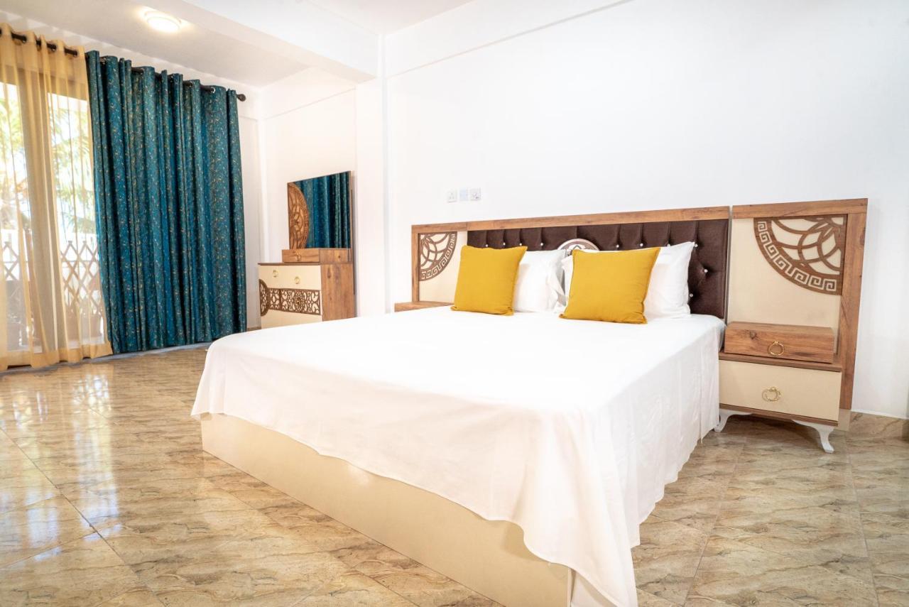 La Belle Residence Self Catering Accommodation 보발롱 외부 사진