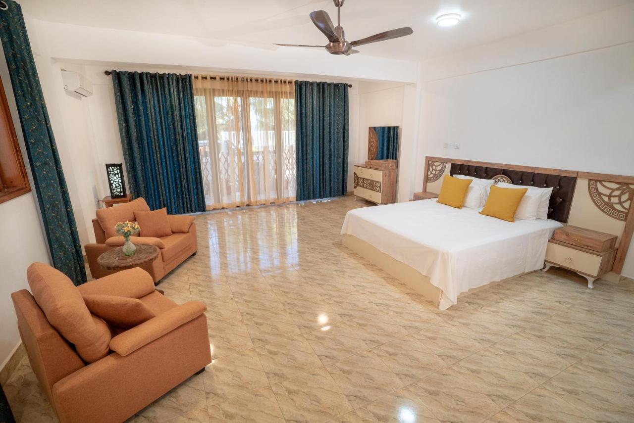 La Belle Residence Self Catering Accommodation 보발롱 외부 사진