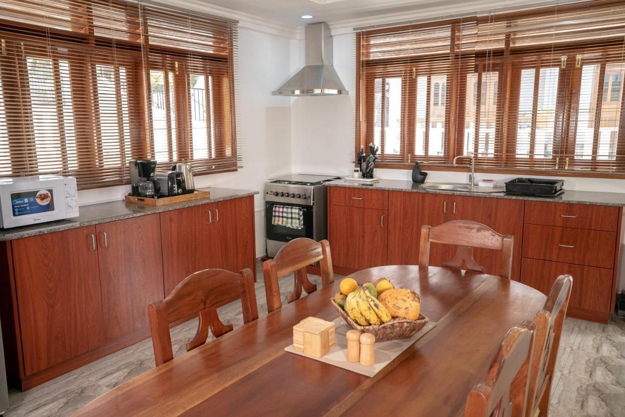 La Belle Residence Self Catering Accommodation 보발롱 외부 사진