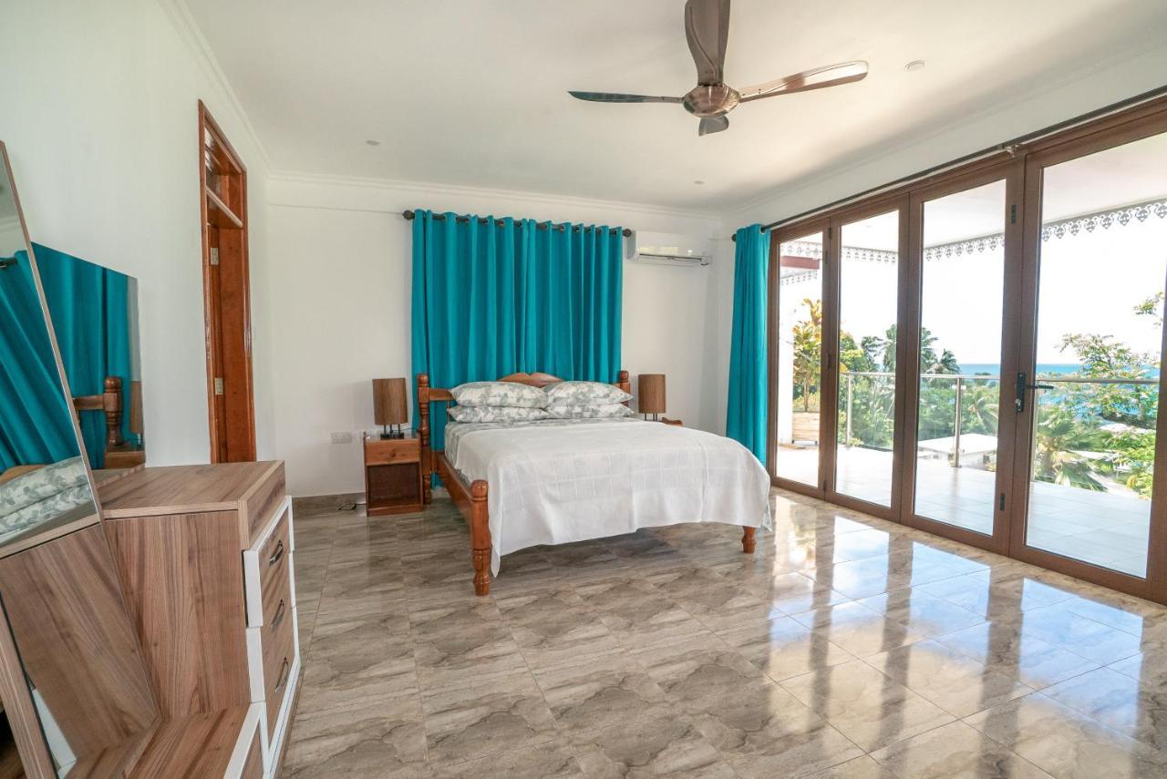 La Belle Residence Self Catering Accommodation 보발롱 외부 사진